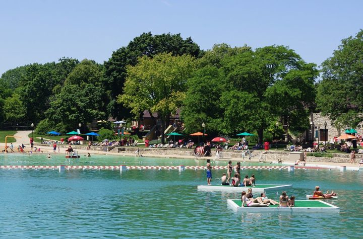Best suburban Chicago beaches for families